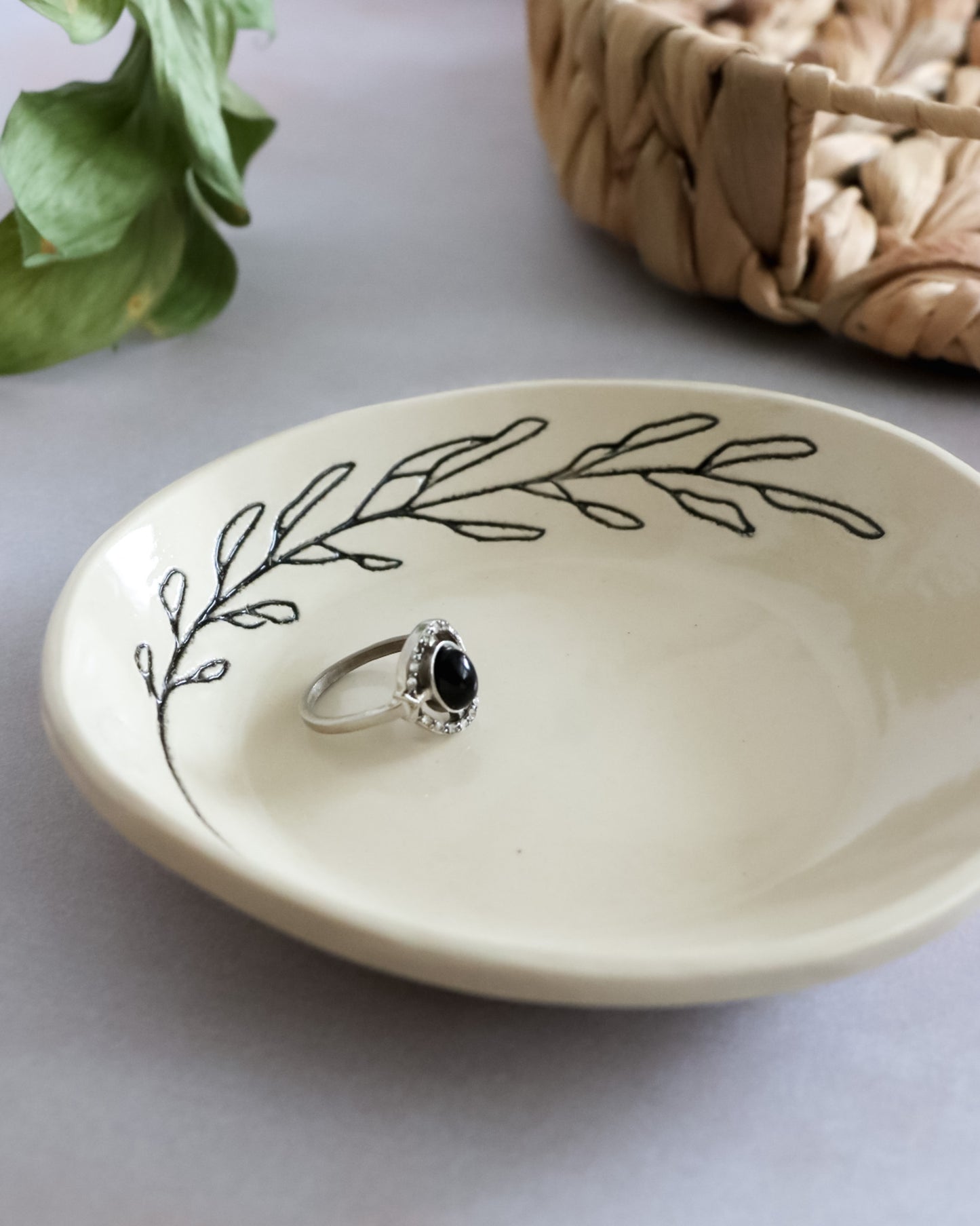 Ring Bowl: Rosemary